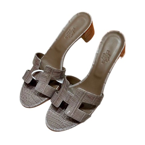 Hermès Oasis sandal Etoupe Alligator