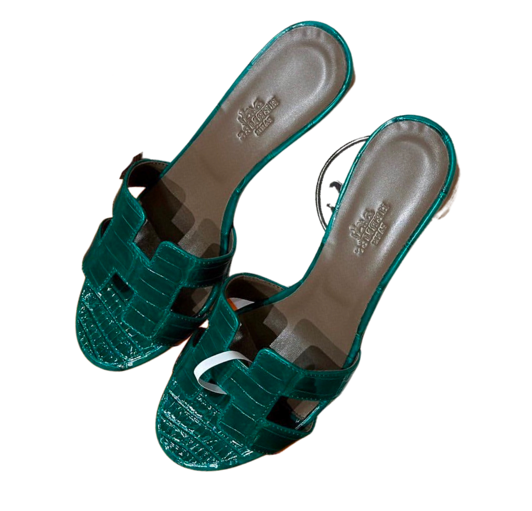 Hermès Oasis sandal Vert Cactus Alligator