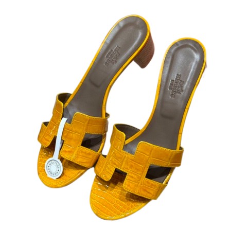 Hermès Oasis Sandals Jaune Topaze Alligator