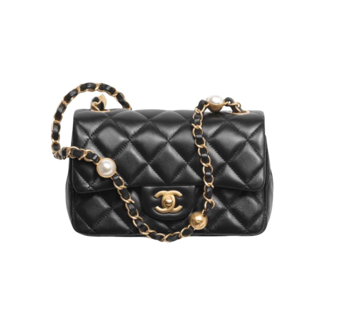 Chanel 17cm Flap Bag Shiny Lambskin Imitation Pearls & Gold Hardware Black